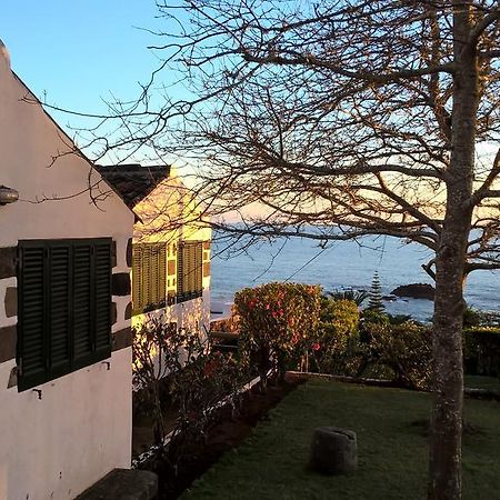 Monserrate - Galera Cottage Caloura Eksteriør billede