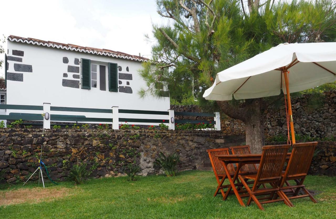 Monserrate - Galera Cottage Caloura Eksteriør billede